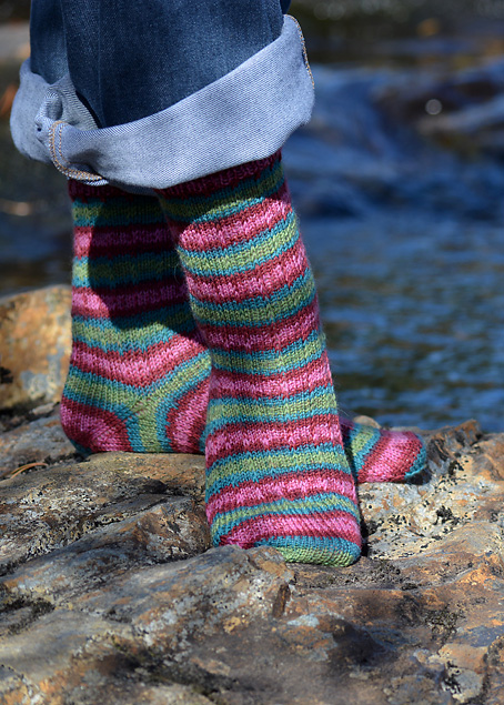 Slip Stitch Snowflake Socks 14