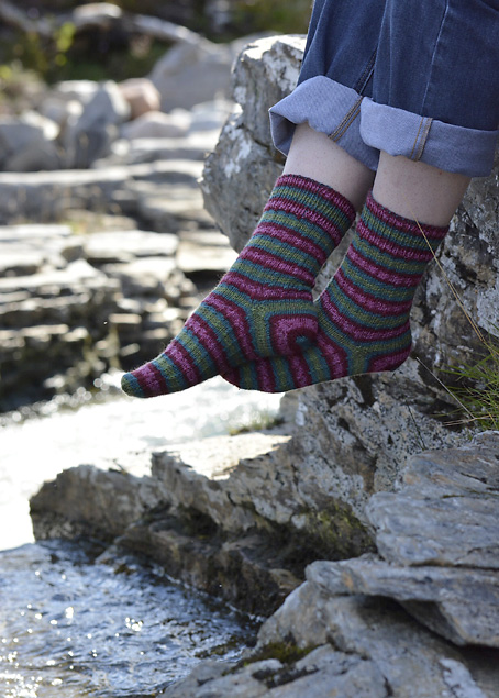 Slip Stitch Snowflake Socks 8