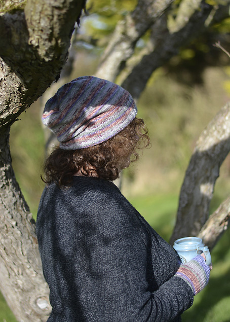 Opal Scafepate Hat & Fingerless Mitts