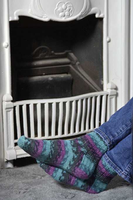 Opal Play 8824 k3 p1 rib socks