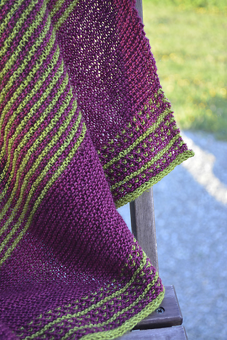 Drachenfels Shawl