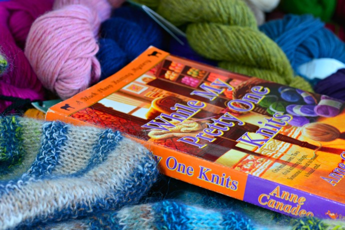 While My Pretty One Knits 3